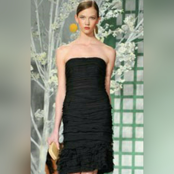 *$4,900 OSCAR DE LA RENTA STUNNING RUNWAY SILK BLACK RUFFLE DRESS GOWN US 4 - Picture 2 of 12
